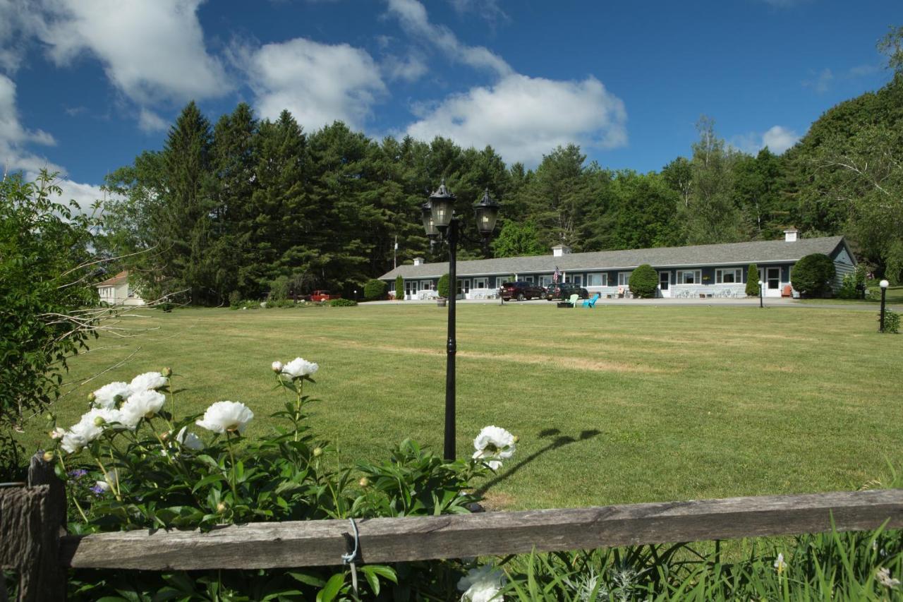 Governor'S Rock Motel Shaftsbury Bagian luar foto