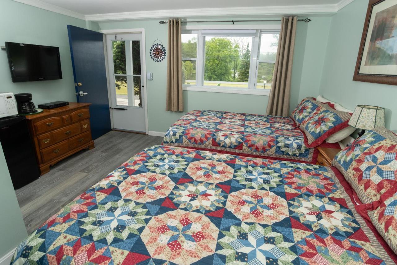 Governor'S Rock Motel Shaftsbury Bagian luar foto