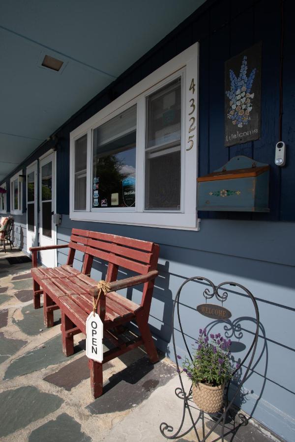 Governor'S Rock Motel Shaftsbury Bagian luar foto
