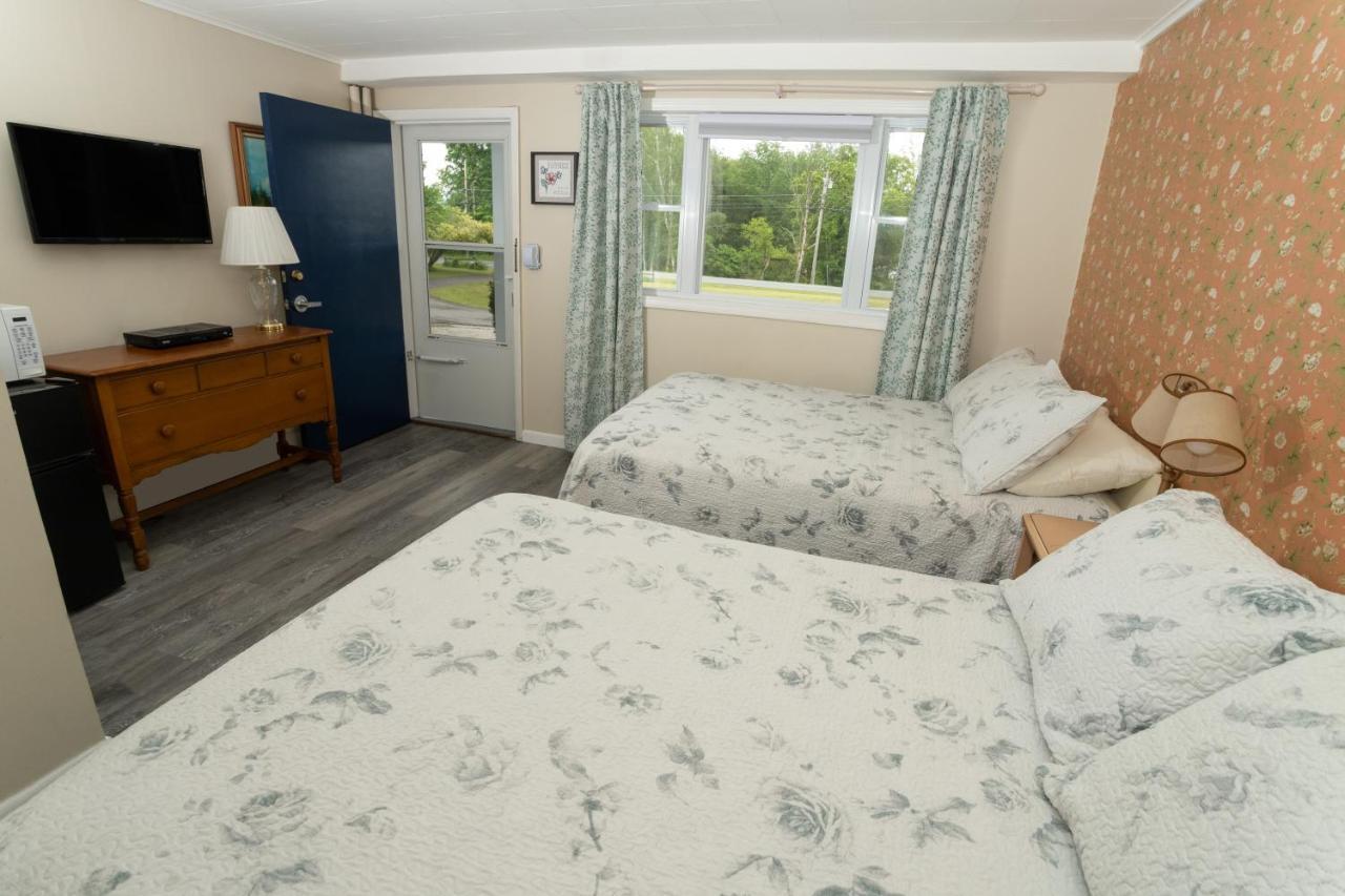 Governor'S Rock Motel Shaftsbury Bagian luar foto